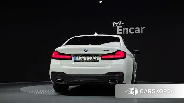 BMW 5 Series (G30) id 3360991 из Кореи 14