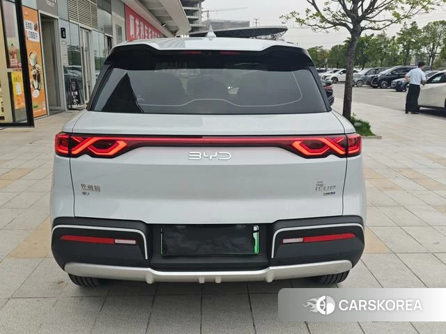 BYD Yuan UP 2026 Белый из Китая, фото 4