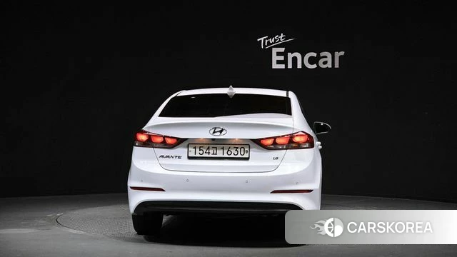 Hyundai Avante AD id 3801819 из Кореи 14