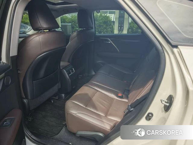 Lexus RX 2021 Белый из Китая, фото 5