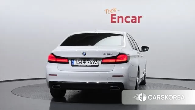 BMW 5 Series (G30) id 3294906 из Кореи 14