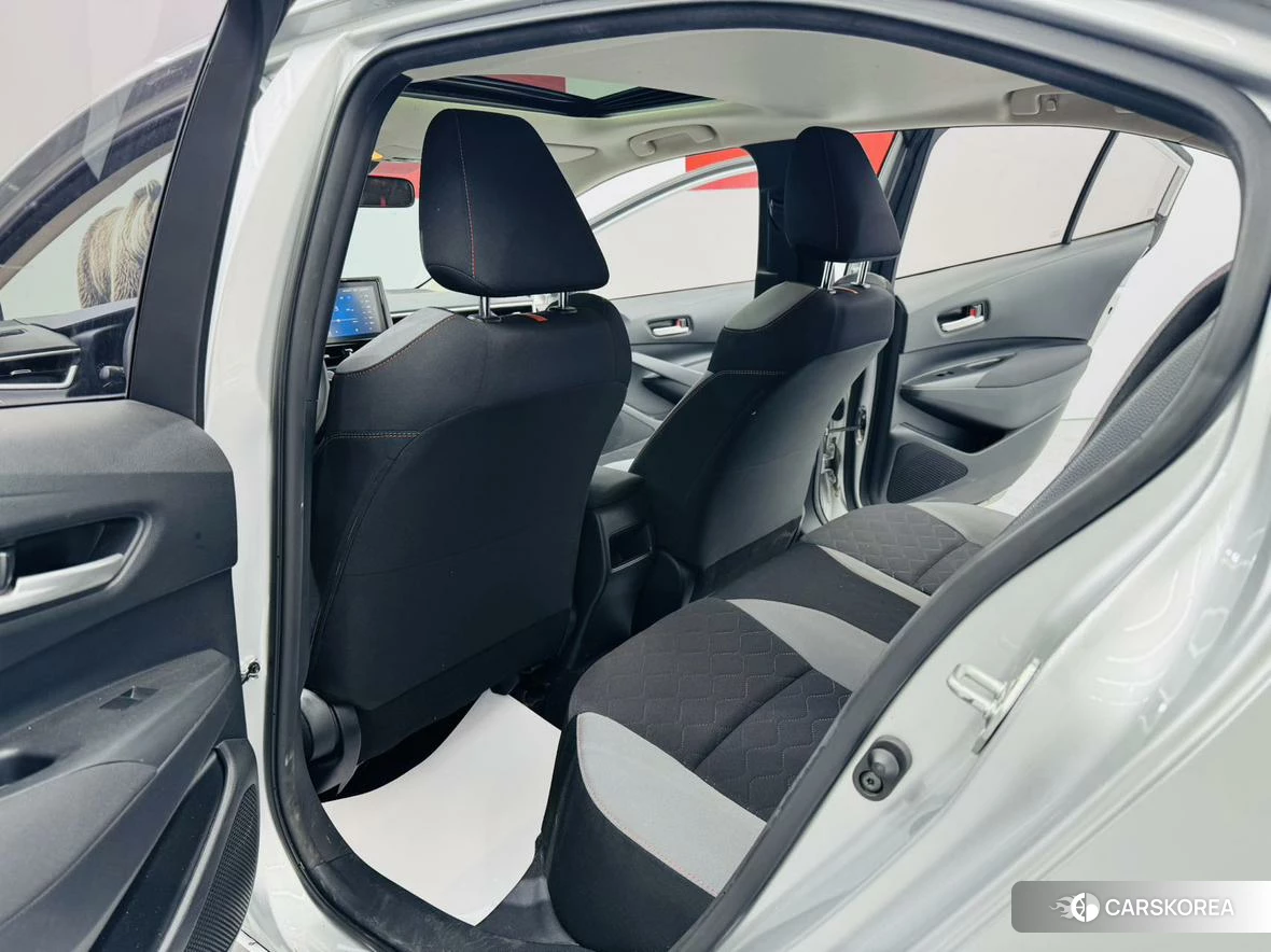Toyota Corolla 2022 Серебристо-серый из Китая, фото 6