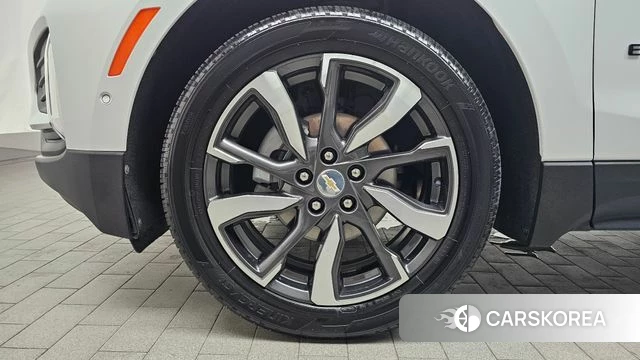 Chevrolet (GM Daewoo) The New Equinox id 4697088 из Кореи 24