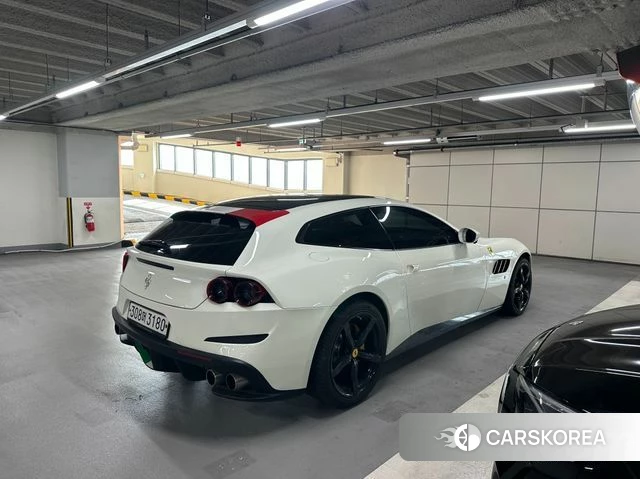 Ferrari GTC4 Russo id 4712981 из Кореи 14