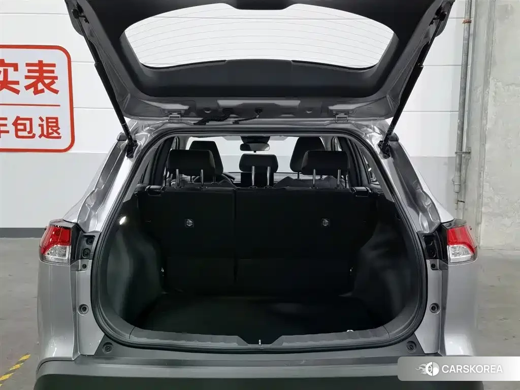 Toyota Corolla id 4589403 из Китая 18
