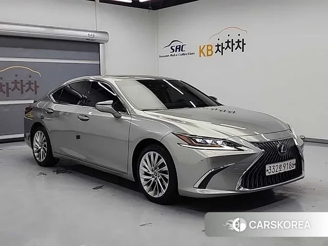 Lexus ES300h 7th generation 2020 Цвет тростника из Кореи, фото 4
