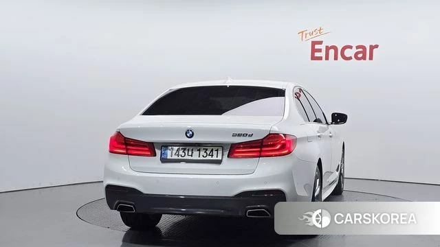 BMW 5 Series (G30) id 4197240 из Кореи 14