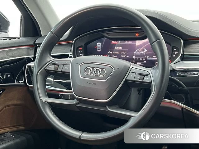 Audi A8 id 4260348 из Китая 14