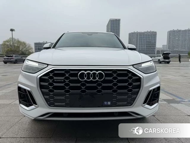 Audi Q5L id 4278347 из Китая 7