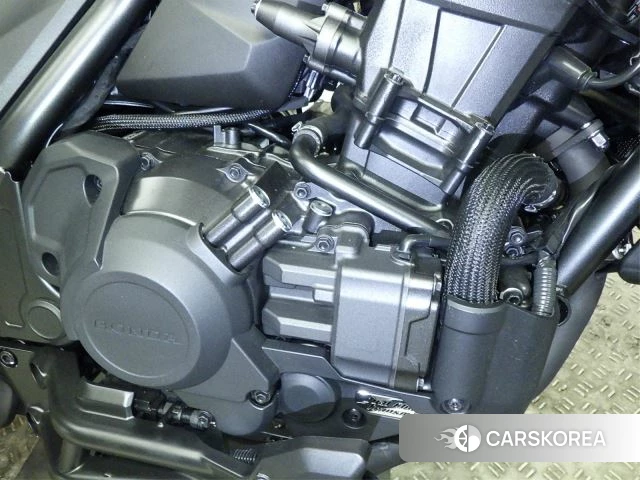 Engine photo