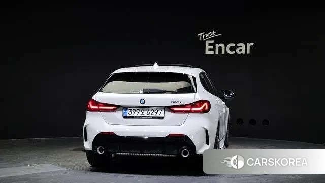 BMW 1 Series (F40) id 3011028 из Кореи 14