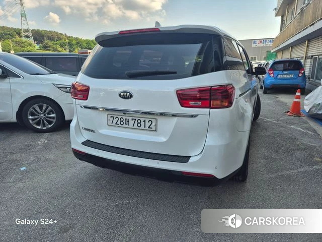 Kia The New Carnival id 4514542 из Кореи 7