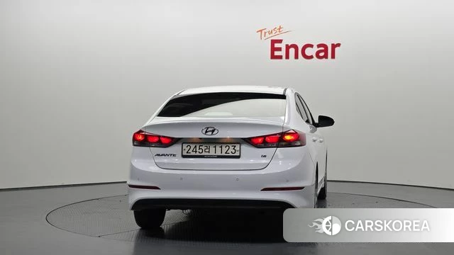 Hyundai Avante AD id 3917289 из Кореи 14