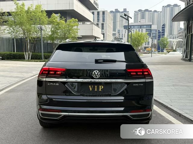 Volkswagen Tourang 2021 Черный из Китая, фото 4
