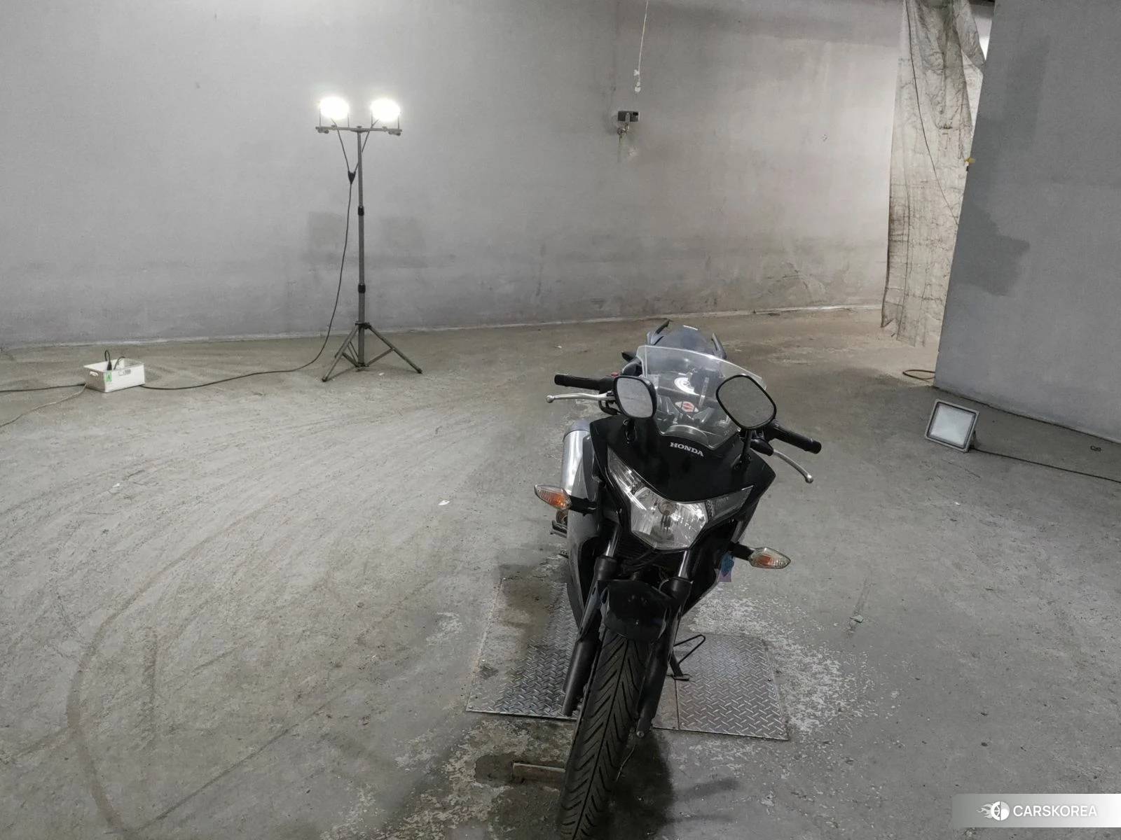 Проданный Honda CBR250R id 3947289 из Японии, фото 4