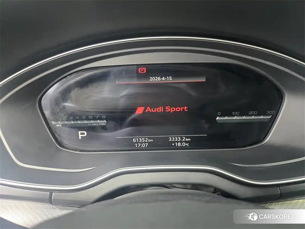 Audi Q5L id 4600630 из Китая 8