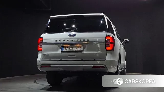 Ford Expeditation id 2930657 из Кореи 14