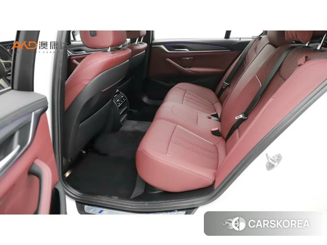 BMW 5 series 2021 Белый из Китая, фото 4