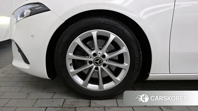 Mercedes-Benz A-Class W177 id 3417564 из Кореи 14