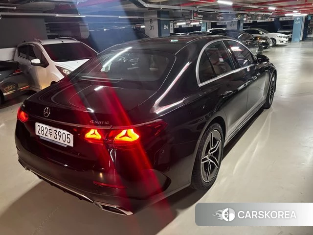 Mercedes-Benz E-Class W214 id 4700566 из Кореи 9
