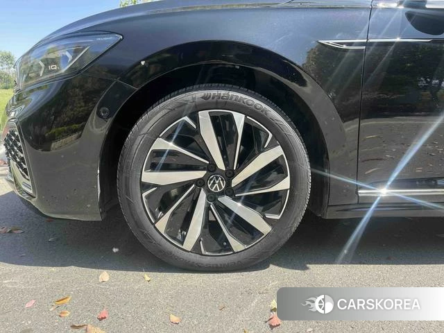 Volkswagen Passat id 4300371 из Китая 15