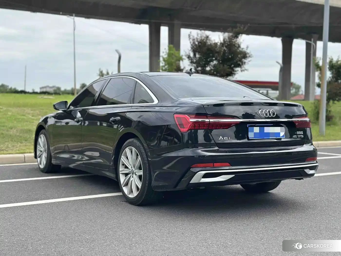 Audi A6L 2021 Черный из Китая, фото 4
