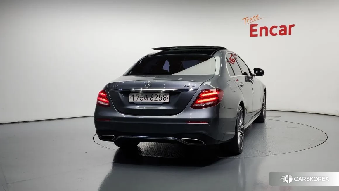 Mercedes-Benz E-Class W213 id 2089877 из Кореи 14