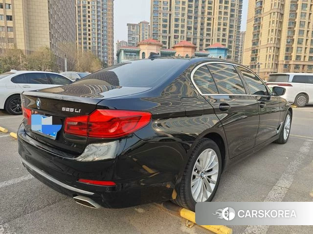 BMW 5 series id 3856892 из Китая 8