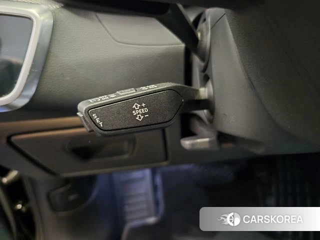 Audi A6L id 4359046 из Китая 9