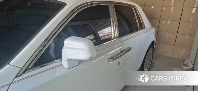 Rolls-Royce Phantom id 3896444 из Кореи 8