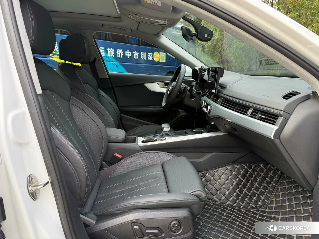 Audi A4L id 4461351 из Китая 7
