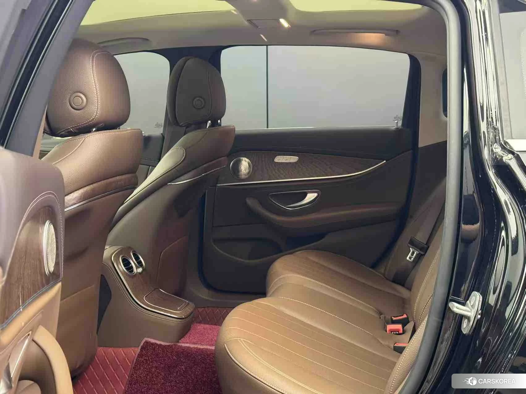 Mercedes-Benz E-class 2022 Черный из Китая, фото 4