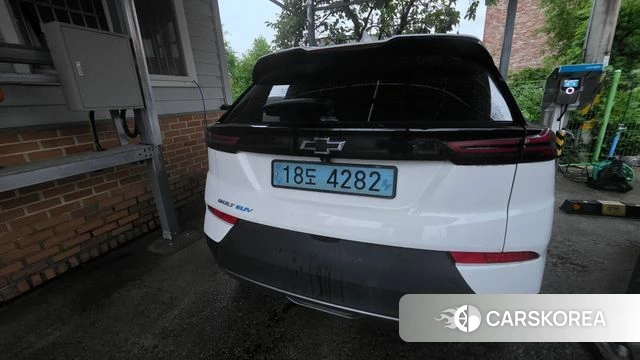 Chevrolet (GM Daewoo) Bolt EUV 2022 Белый из Кореи, фото 4