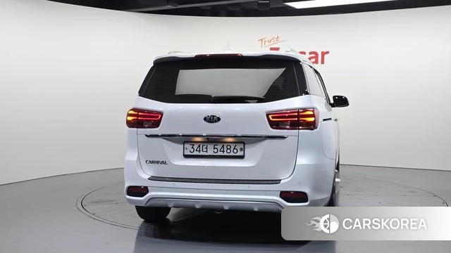 Kia The New Carnival id 4286170 из Кореи 14