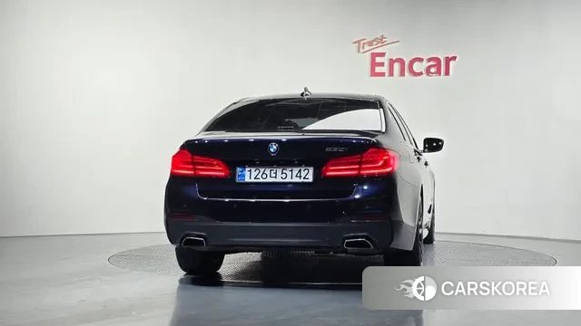 BMW 5 Series (G30) id 3484848 из Кореи 14