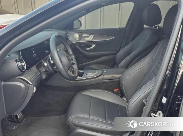 Mercedes-Benz E-Class W213 2021 Черный из Кореи, фото 4