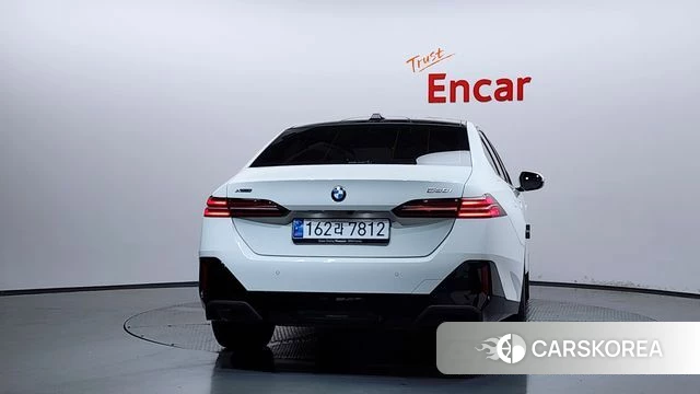 BMW 5 Series (G60) id 4505456 из Кореи 29