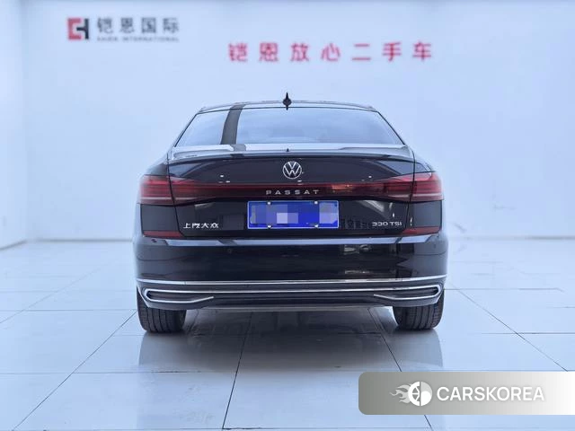 Volkswagen Passat id 4258572 из Китая 17