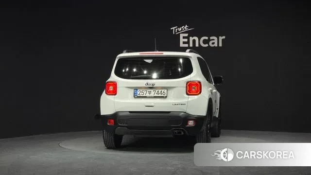 Jeep Renegade id 3334541 из Кореи 14