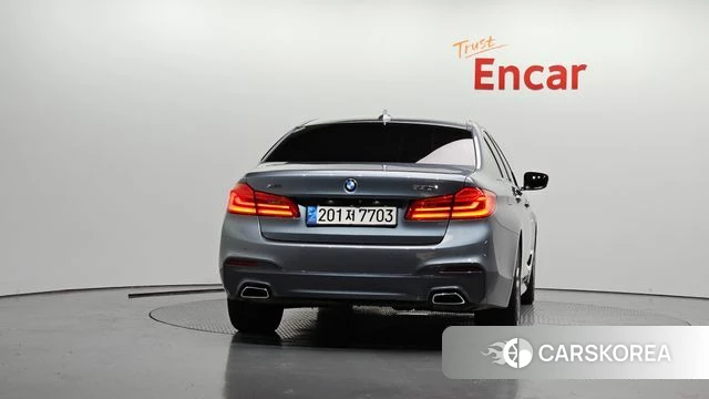 BMW 5 Series (G30) id 4531046 из Кореи 27