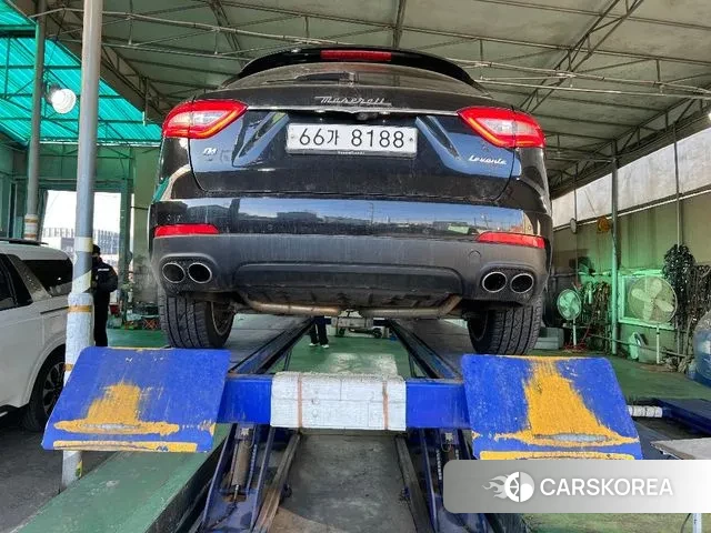 Maserati Levante 2018 Черный из Кореи, фото 4