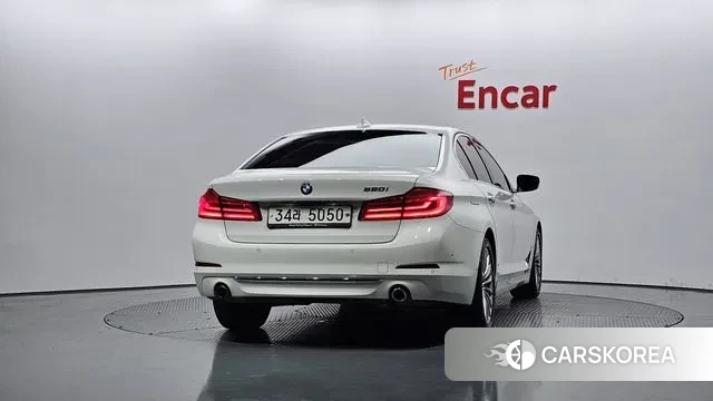 BMW 5 Series (G30) id 3095698 из Кореи 14