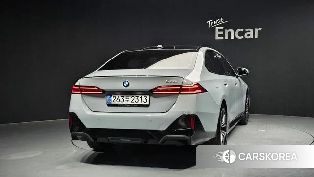 BMW 5 Series (G60) id 4222706 из Кореи 14