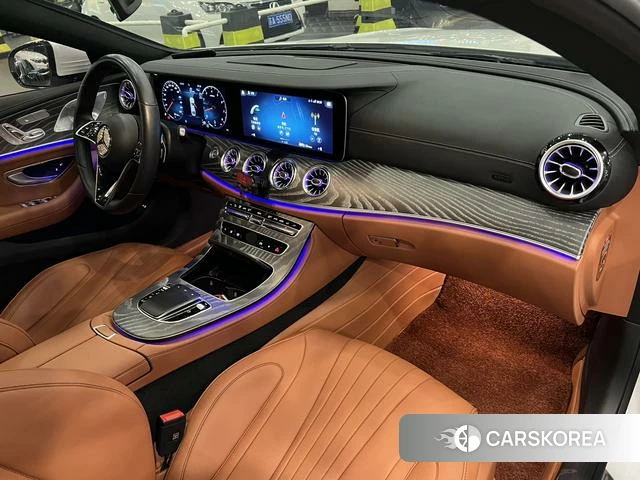 Mercedes-Benz CLS 2023 Белый из Китая, фото 4