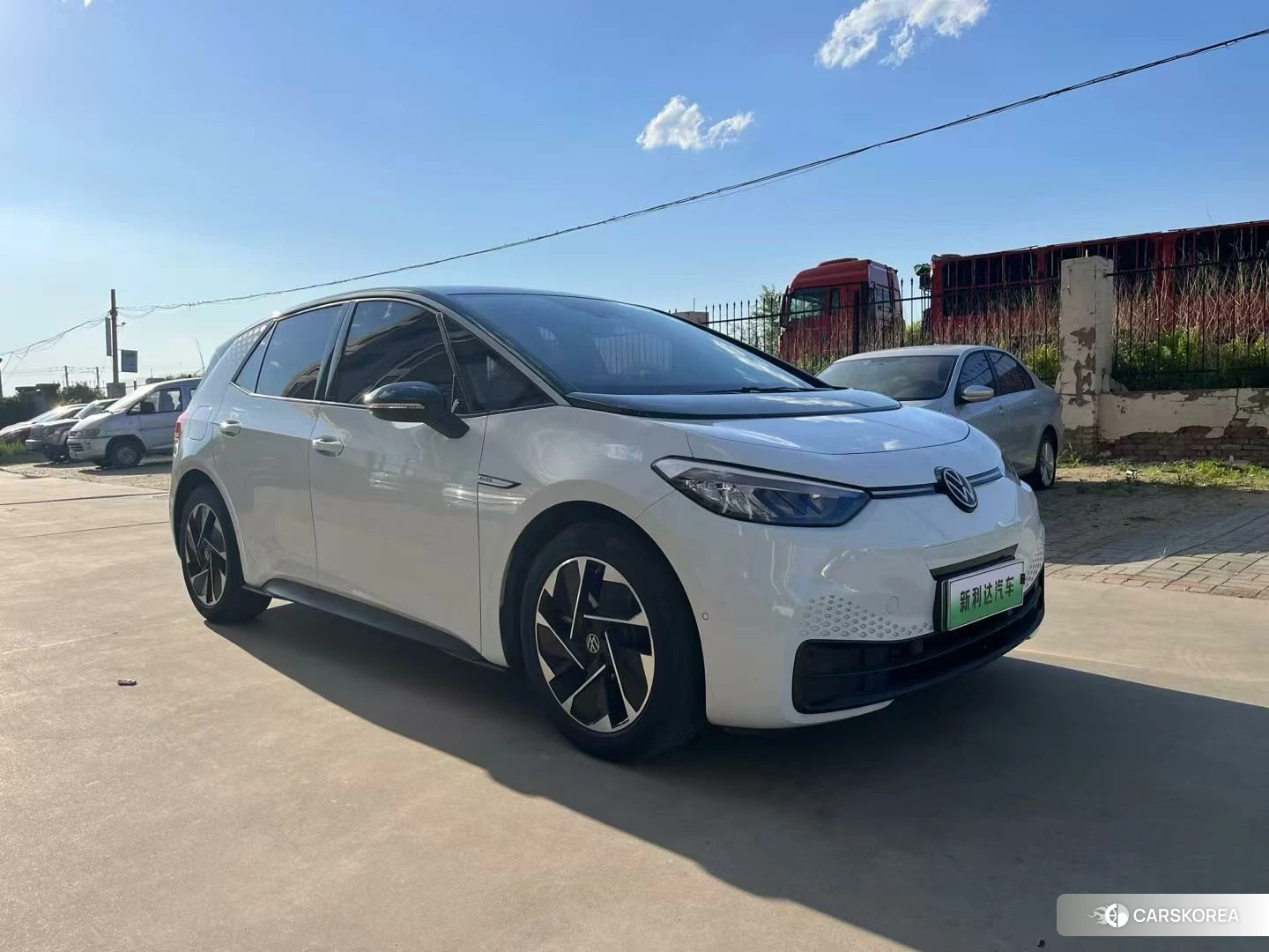 Volkswagen ID.3 2022 Белый из Китая, фото 4