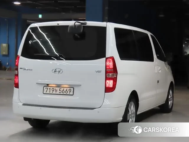 Hyundai The New Grand Starex id 3672442 из Кореи 14