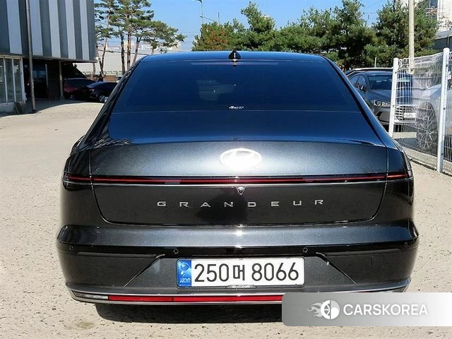 Hyundai Grandeur (GN7) id 3798960 из Кореи 14