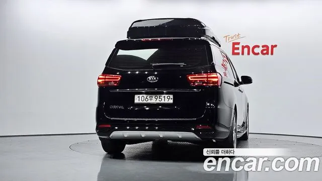 Kia The New Carnival id 2839597 из Кореи 14