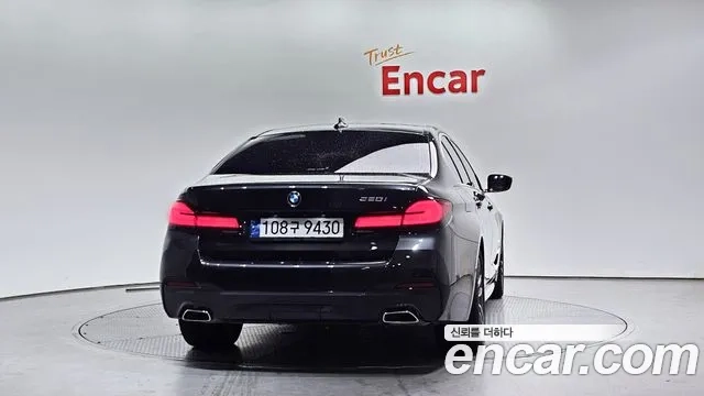 BMW 5 Series (G30) id 2943642 из Кореи 14