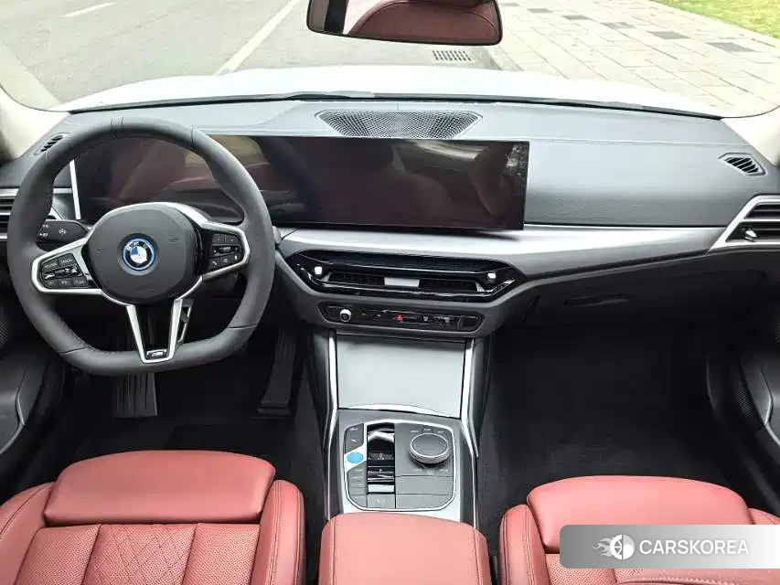 BMW i3 2025 Белый из Китая, фото 4